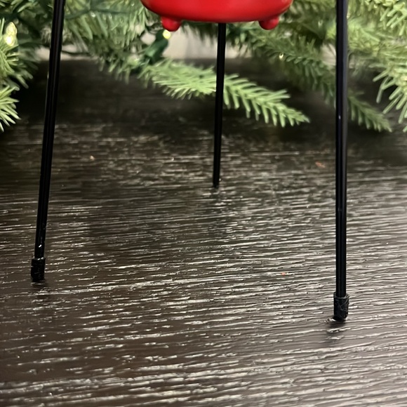 Byers’ Choice Caroler - Salvation Army Woman - Picture 8 of 8